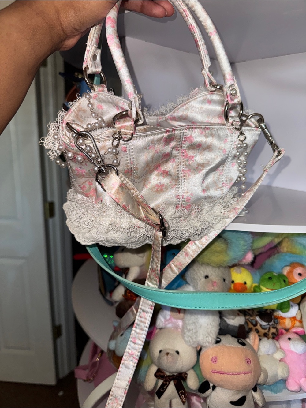 Dolls Kill Pink & Cream Lace Pearl Mini Bag - Picture 3 of 4
